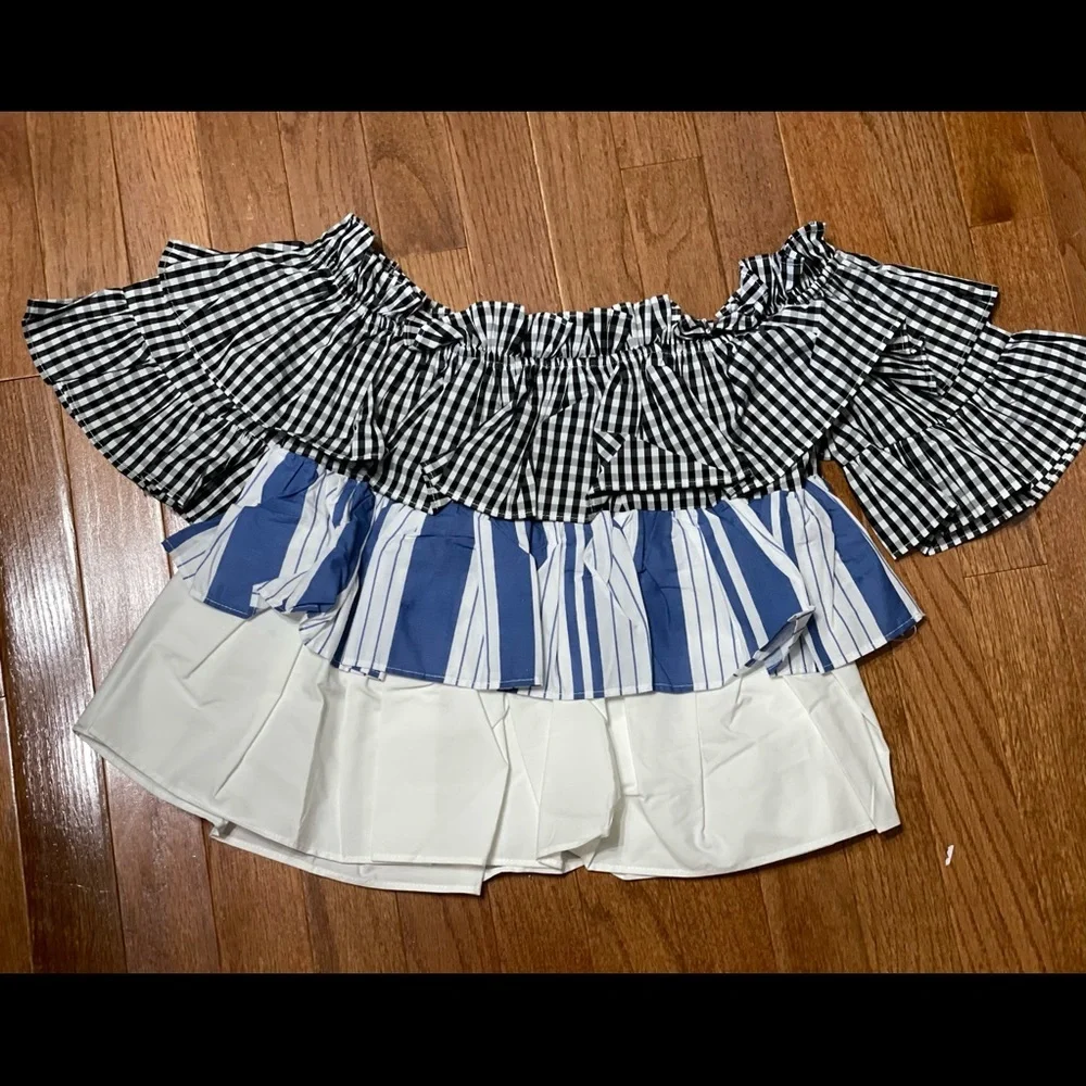 Layered Ruffle Off the Shoulder Gingham Mixed Pattern Top Size Small - Picture 3 of 4